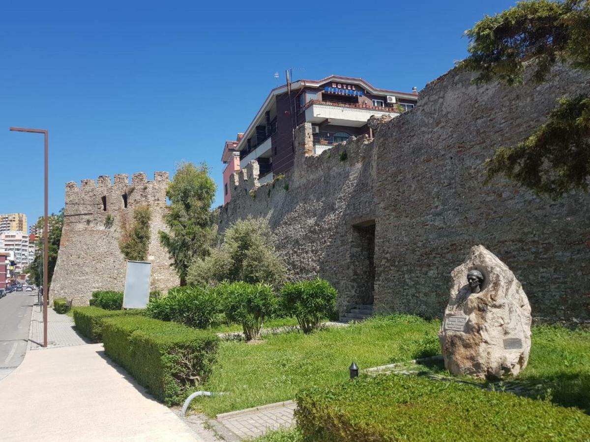 Appartamento Currila Durrës Esterno foto